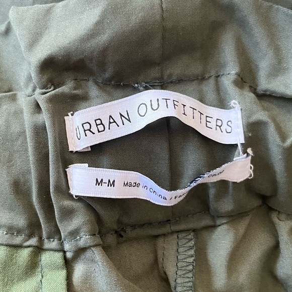 Urban Outfitters High Waisted Paperbag Waist Jogger Pant - Picture 8 of 9